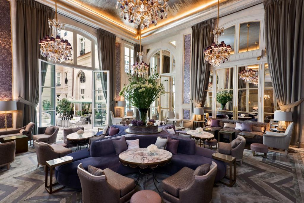 The best luxury wedding venues in Paris - Destination wedding - wedding planner Paris - Crillon hotel Paris
