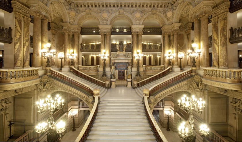 The best luxury wedding venues in Paris - Destination wedding - wedding planner Paris - Opéra Garnier