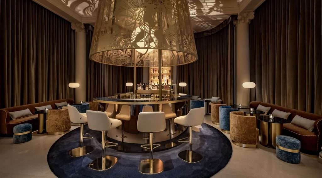 The best luxury wedding venues in Paris - Destination wedding - wedding planner Paris - Ritz Paris