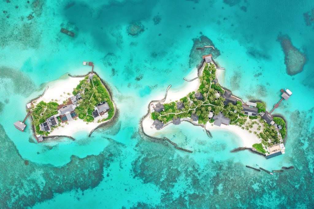 Getting-married-at-Cheval-Blanc-Randheli-in-the-Maldives-Luxury-wedding-planner-Maldives-High-end-wedding-planner-Maldives-Luxury-events-agency-Maldives- Luxury-wedding-at-Cheval-Blanc-Randheli-Maldives-Exclusive-wedding-planner-Maldives-High-end-events-agency