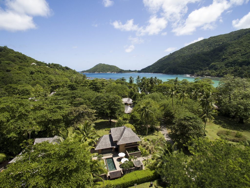 Luxury-wedding-at-Constance-Ephelia-in-Mahé-Seychelles