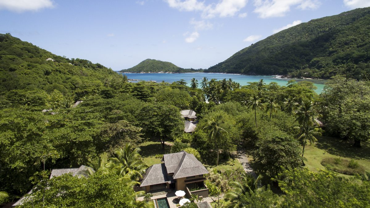 Luxury-wedding-at-Constance-Ephelia-in-Mahé-Seychelles