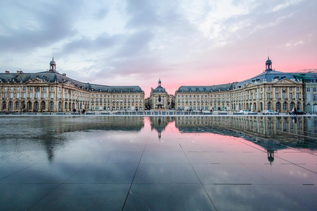 Getting married in Bordeaux, a honeymoon wedding curated by your luxury Wedding Planner in Bordeaux